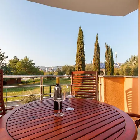 Ostro 312 In Marina Appartement